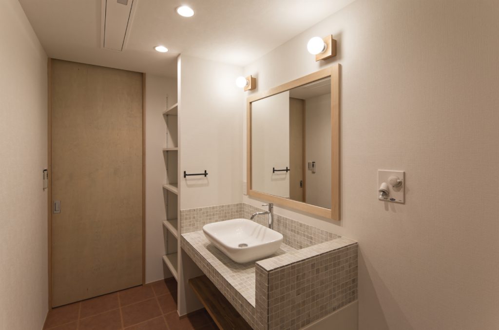 パウダールームのようなオリジナルの洗面台